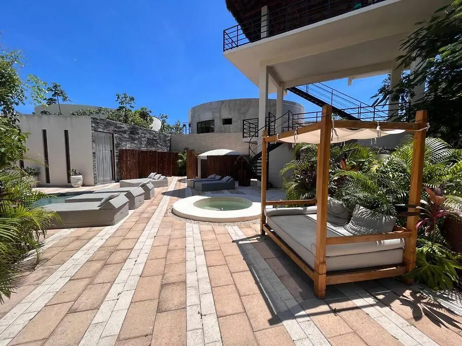 Adora H30 - Luxe Studio W/ Outdoor Tub & Private Cenote Tulum 0*,  Meksyk