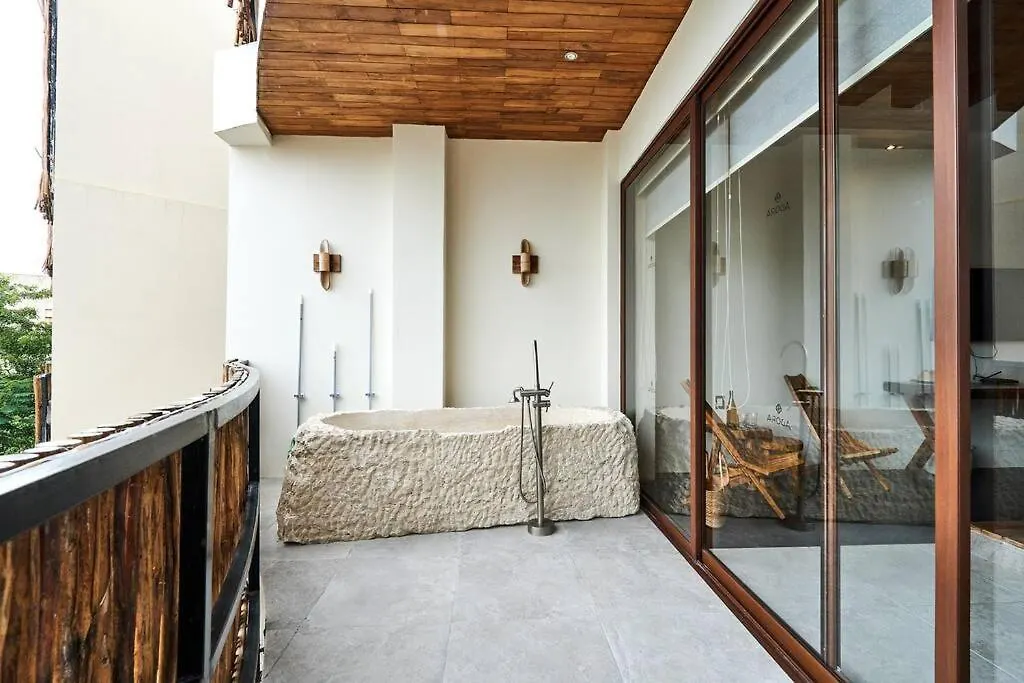 Adora H30 - Luxe Studio W/ Outdoor Tub & Private Cenote Tulum Apartament